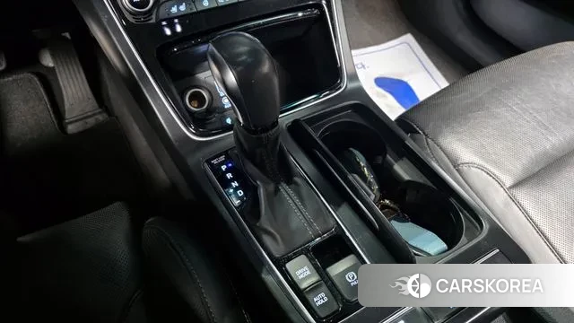 Hyundai Grandeur IG Hybrid id 3344900 из Кореи 19