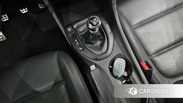 Hyundai Veloster (JS) id 3013780 из Кореи 19