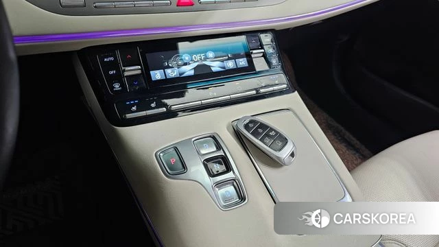 Hyundai The New Grandeur IG id 3806602 из Кореи 18