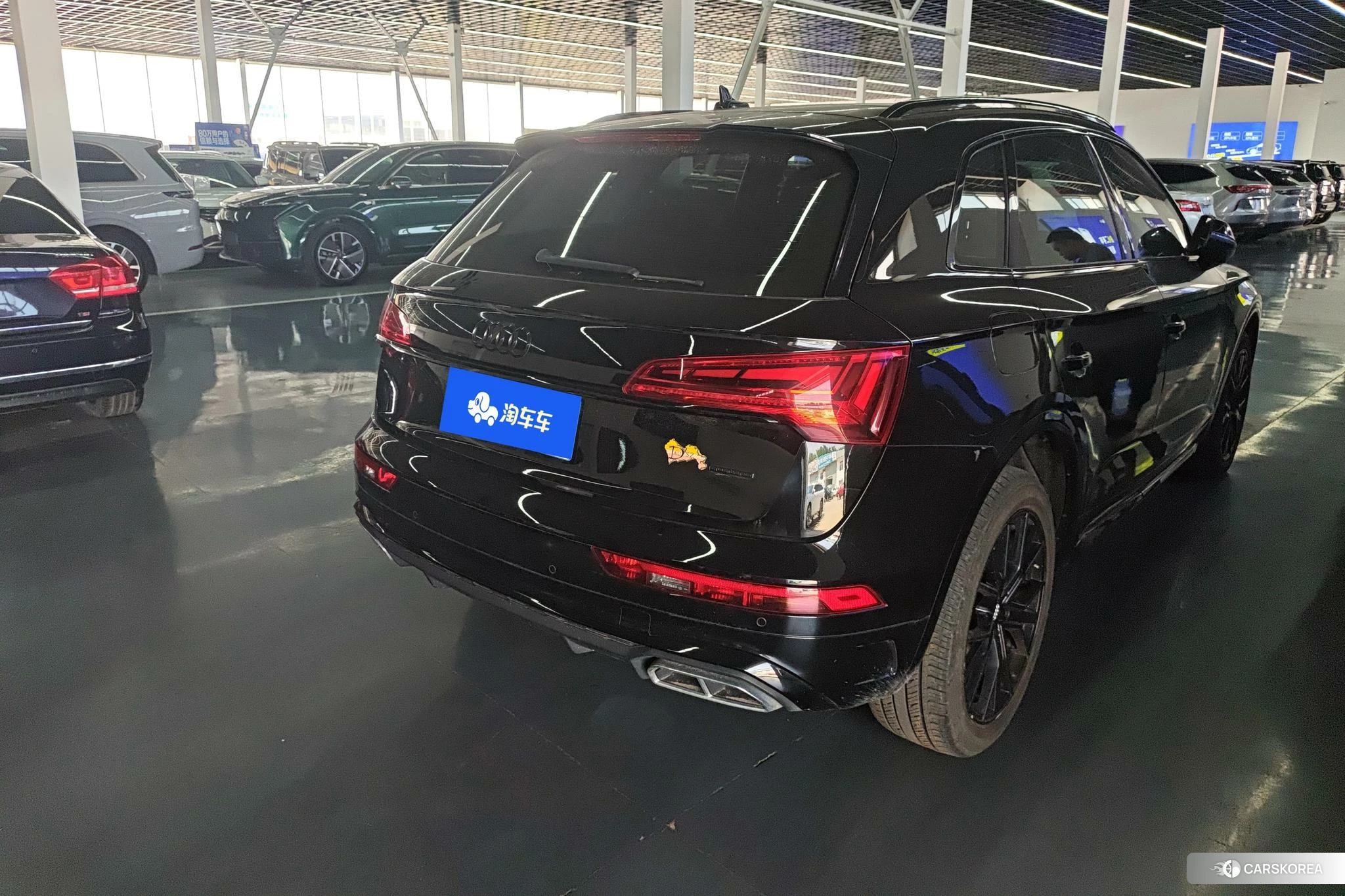 Audi Q5L id 4407640 из Китая 16