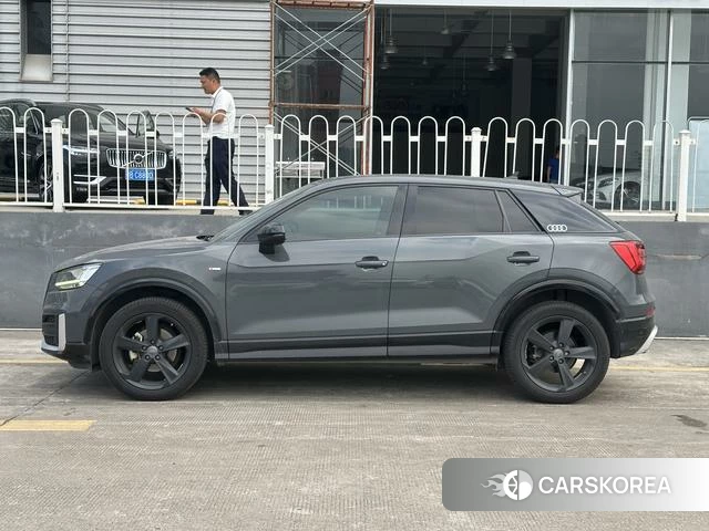 Audi Q2L id 4277359 из Китая 16