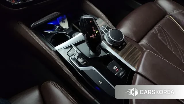 BMW 5 Series (G30) id 3253546 из Кореи 19