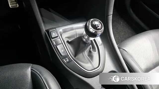 Hyundai Veloster (JS) id 3515195 из Кореи 19