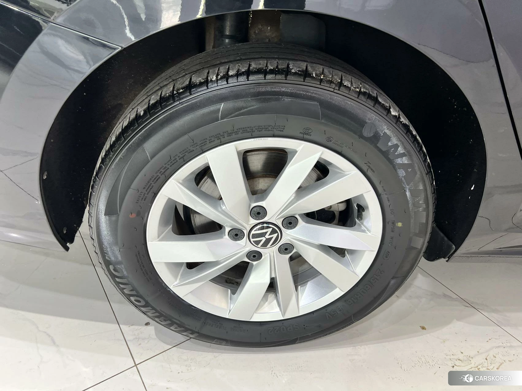 Volkswagen Passat id 4493197 из Китая 20
