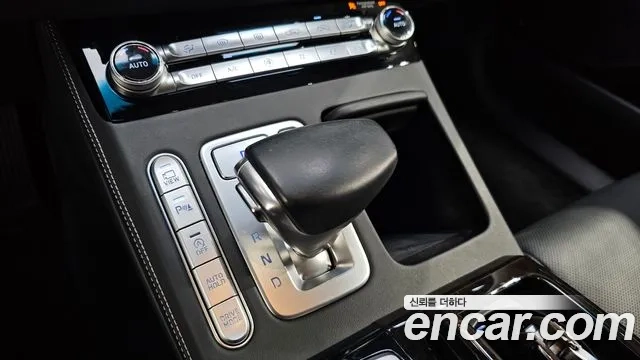 Genesis G90 id 2927971 из Кореи 19