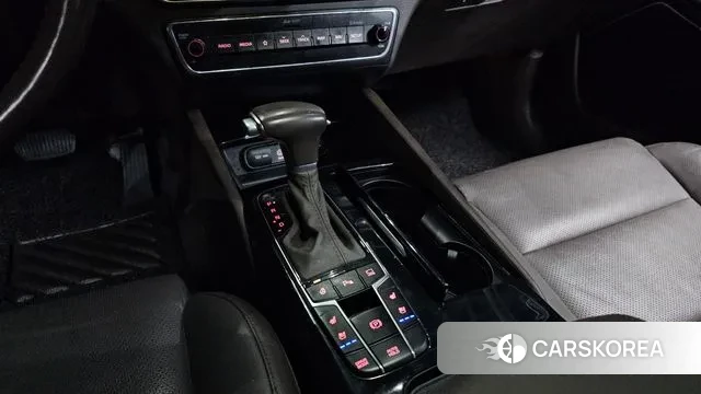 Kia Come New K7 id 3622594 из Кореи 19