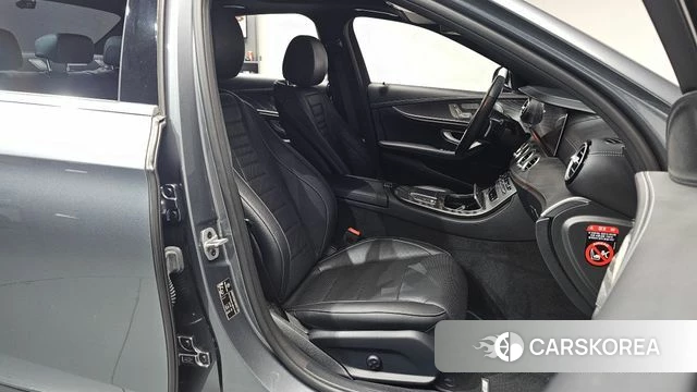 Mercedes-Benz E-Class W213 id 4355314 из Кореи 32