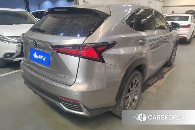 Lexus NX id 4273091 из Китая 16