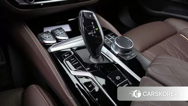 BMW 5 Series (G30) id 3042681 из Кореи 19