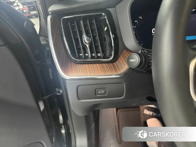 Volvo XC60 second Generation id 4329575 из Кореи 12