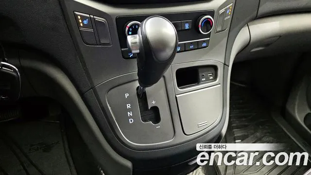 Hyundai The New Grand Starex id 2488474 из Кореи 19