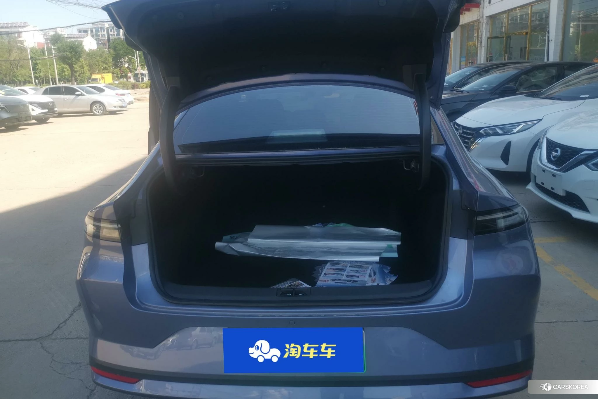Nissan N6 id 4439848 из Китая 16