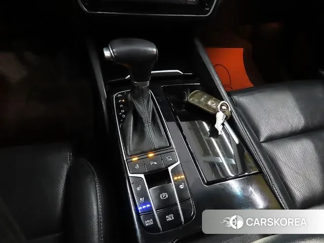 Kia Come New K7 id 3789880 из Кореи 19