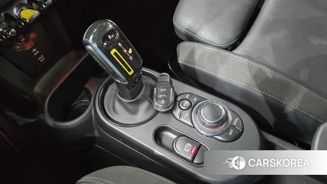 Mini Cooper Electric id 3181061 из Кореи 19