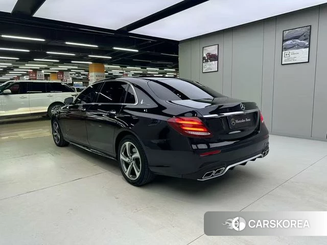 Mercedes-Benz E-class id 4207873 из Китая 9