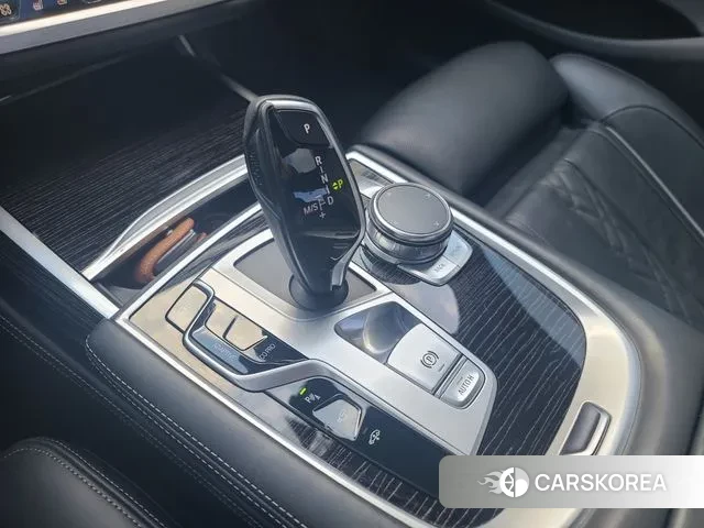 BMW 7 Series (G11) id 3515371 из Кореи 19