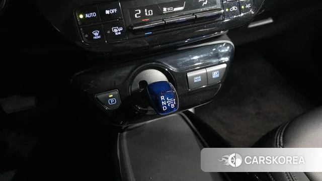 Toyota Prius 4th Generation id 4562982 из Кореи 19