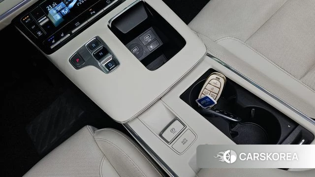 Hyundai The New Grandeur IG Hybrid id 4898922 из Кореи 37