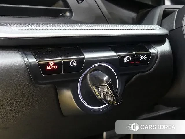 Porsche 911(992) id 3676603 из Кореи 19