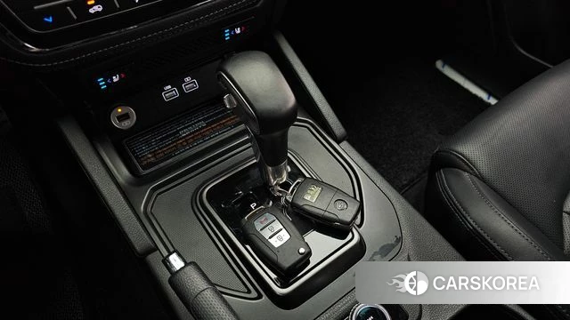 Ssangyong The New Rexton Sports Cannes id 3799909 из Кореи 19