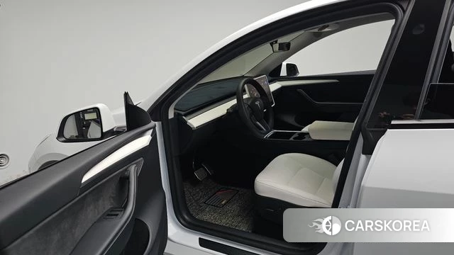 Tesla Model Y id 4778395 из Кореи 30