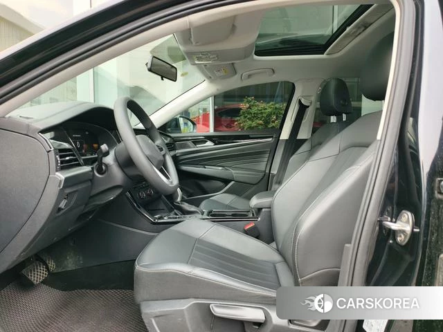 Volkswagen Passat id 4314306 из Китая 35
