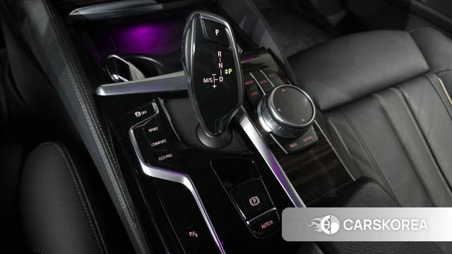 BMW 5 Series (G30) id 4784426 из Кореи 19