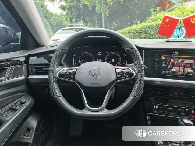 Volkswagen Passat id 4215137 из Китая 19