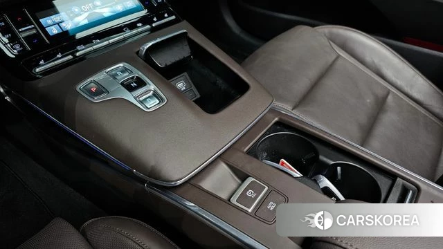 Hyundai The New Grandeur IG Hybrid id 4292976 из Кореи 32