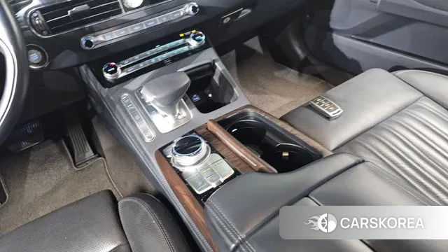 Genesis G90 id 3718269 из Кореи 19