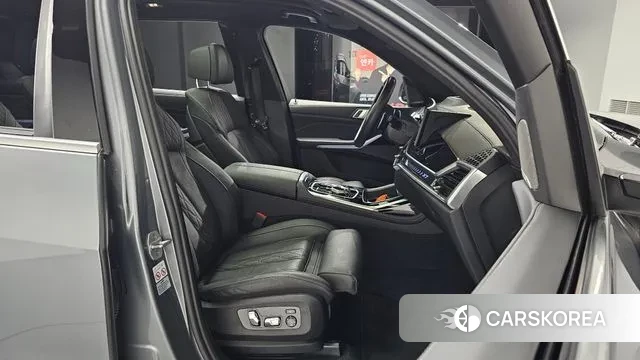 BMW X7 (G07) id 3518138 из Кореи 19