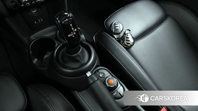 Mini Cooper D id 3894052 из Кореи 19