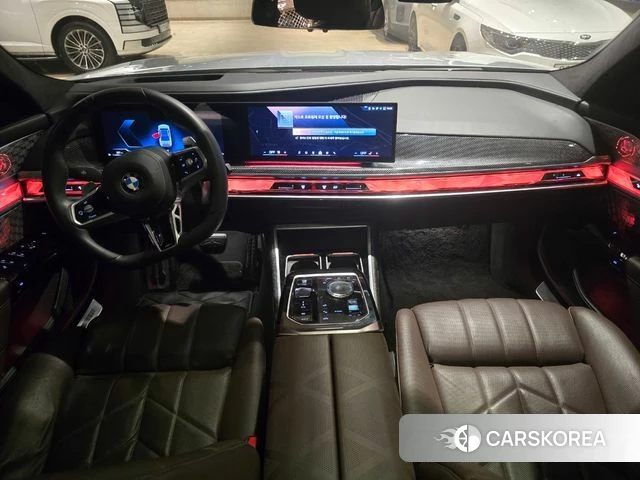 BMW 7 Series (G70) id 4854403 из Кореи 19