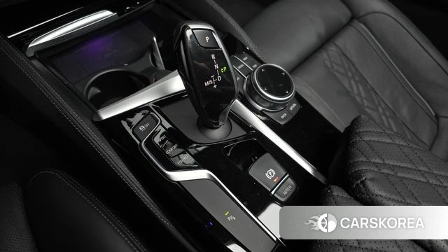 BMW 5 Series (G30) id 4225305 из Кореи 32