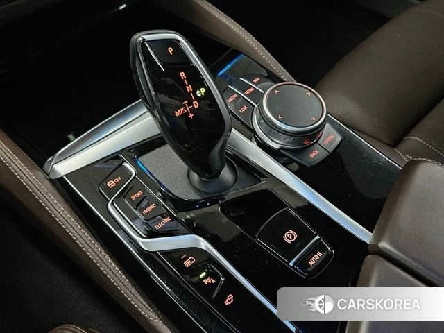 BMW 5 Series (G30) id 4631699 из Кореи 19