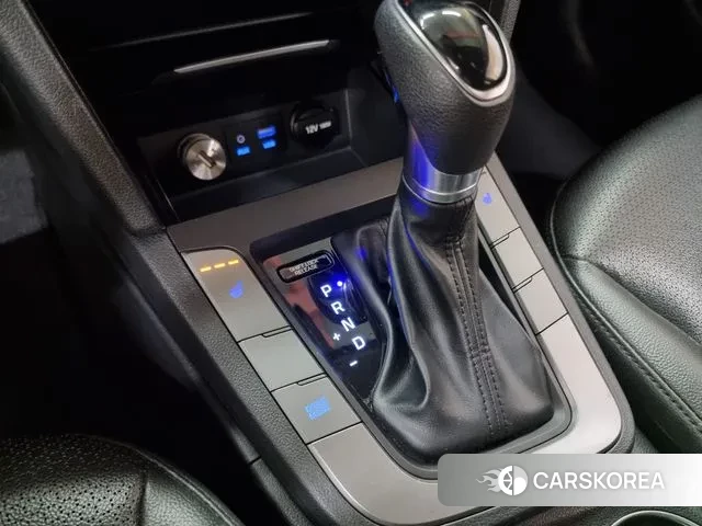 Hyundai Avante AD id 3024585 из Кореи 19