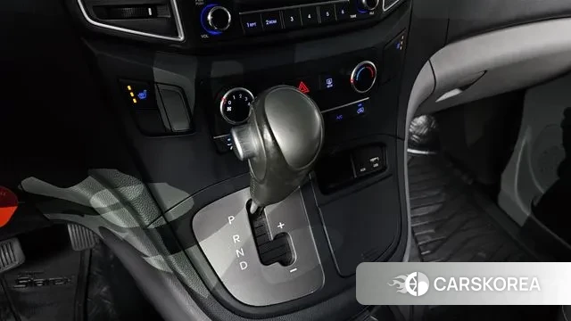 Hyundai The New Grand Starex id 3226796 из Кореи 19