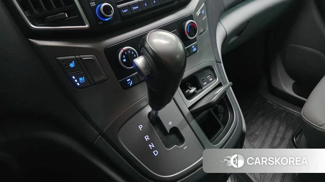 Hyundai The New Grand Starex id 3955616 из Кореи 19