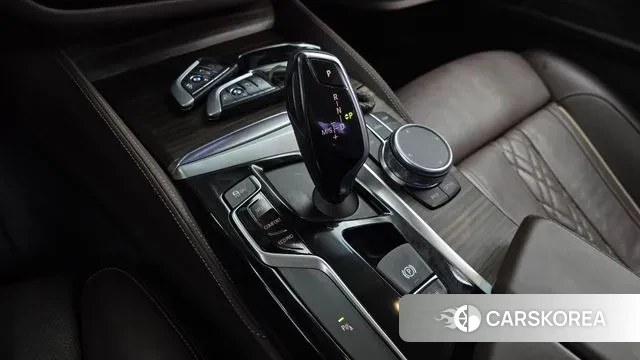 BMW 5 Series (G30) id 3703850 из Кореи 19