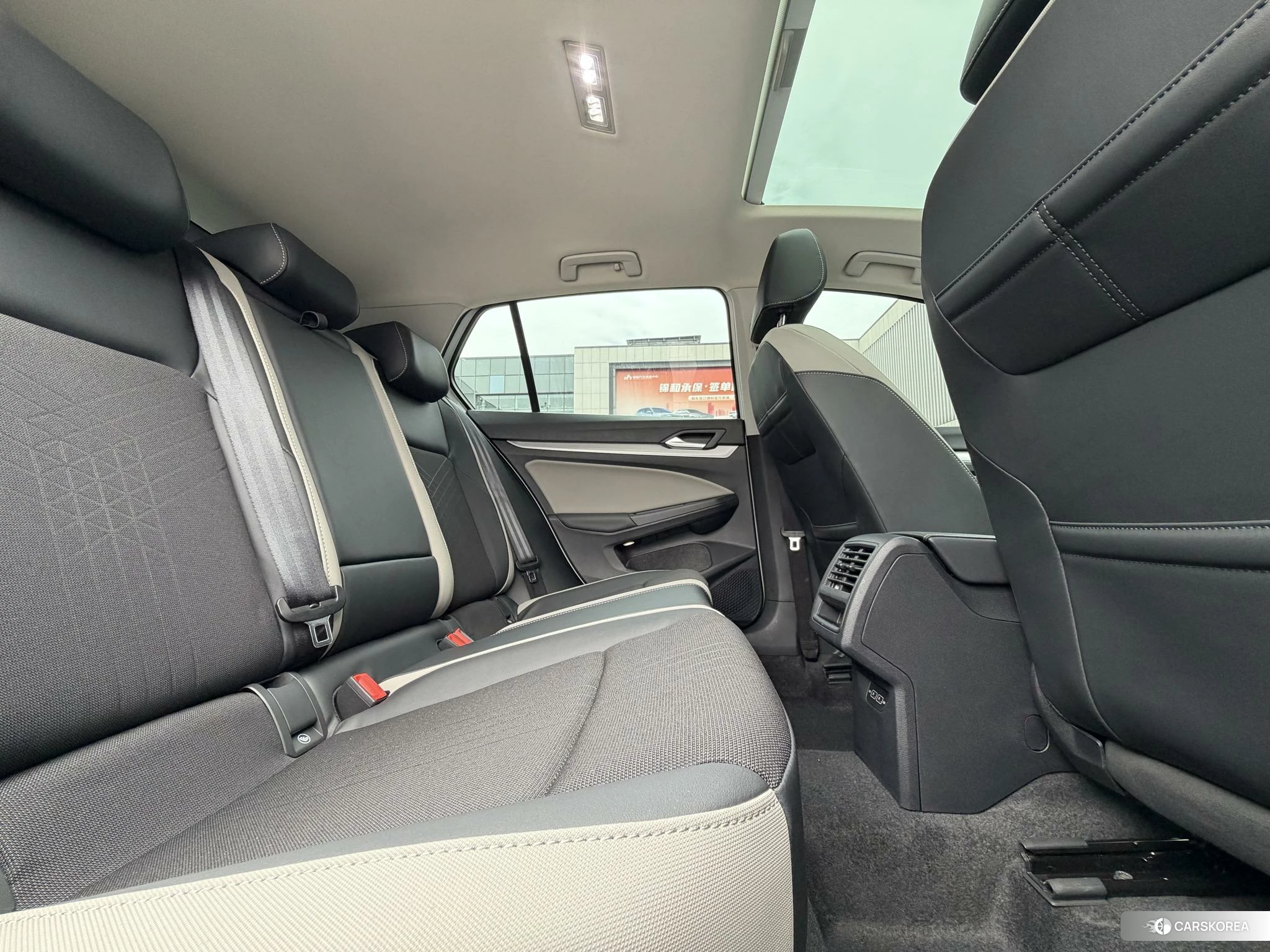Volkswagen Golf id 4461756 из Китая 17