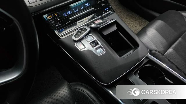 Hyundai The New Grandeur IG id 3892660 из Кореи 19