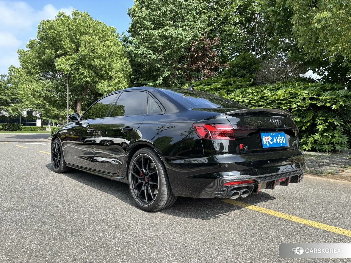 Audi S4 id 4426466 из Китая 10