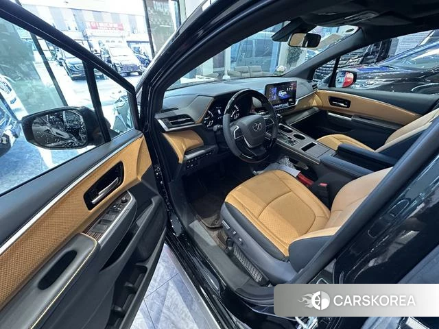 Toyota Saina id 4239638 из Китая 12