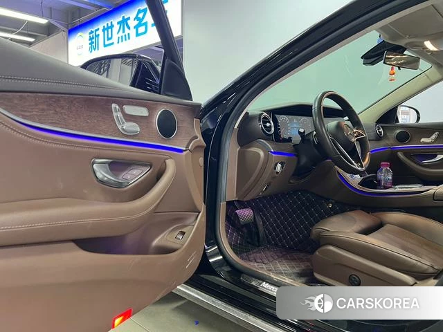 Mercedes-Benz E-class id 4265268 из Китая 9
