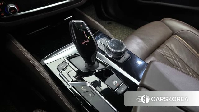 BMW 5 Series (G30) id 4850040 из Кореи 35