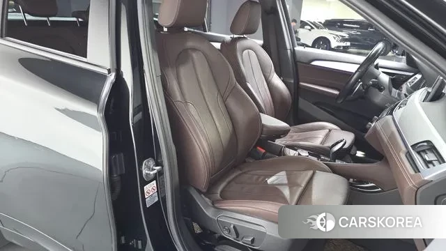 BMW X1 (F48) id 3395008 из Кореи 19