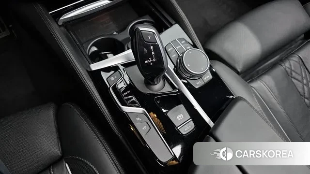 BMW 5 Series (G30) id 3344827 из Кореи 19