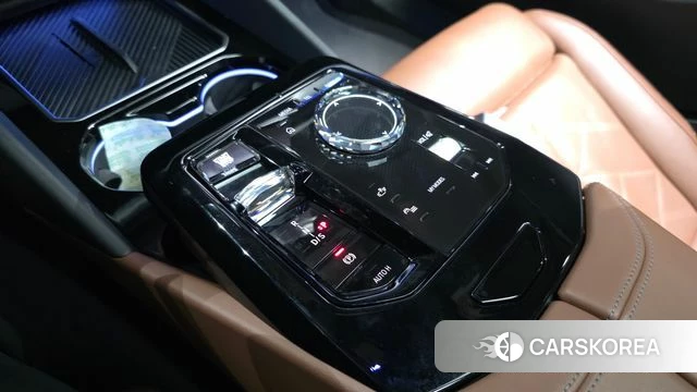 BMW 5 Series (G60) id 4618038 из Кореи 32