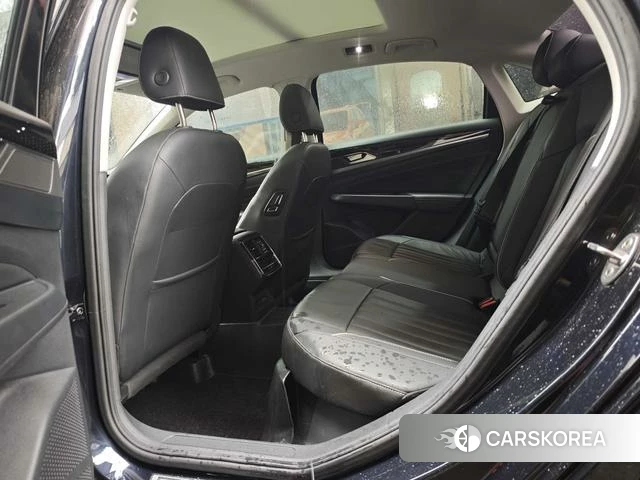 Volkswagen Passat id 4279309 из Китая 16