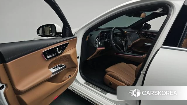 Mercedes-Benz E-Class W214 id 4194208 из Кореи 34